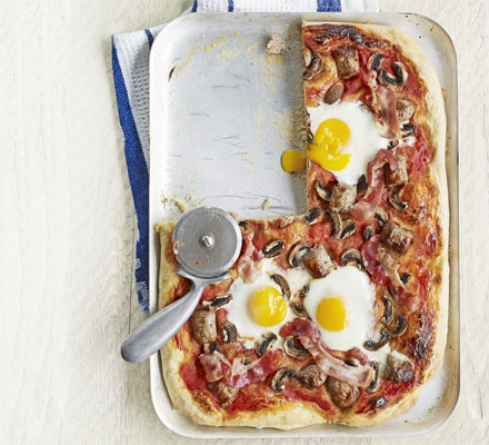 Full English pizza