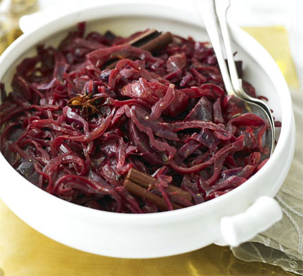 Red cabbage with beetroot