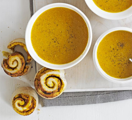 Spicy lentil soup with curry pinwheel rolls