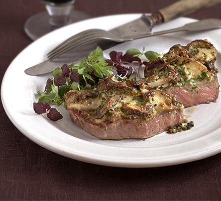 Grilled steak topped with ceps
