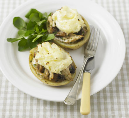 Chicken & mushroom spud pies