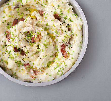 Cheese & chive mash with bacon