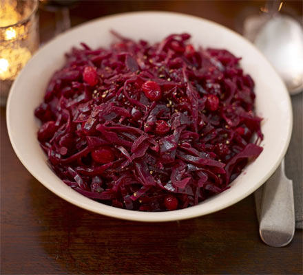 Red cabbage with balsamic vinegar & cranberries