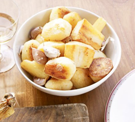 Golden roasted potatoes, parsnips & garlic