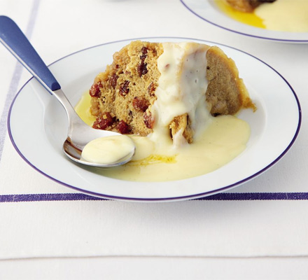 Sticky sultana pudding