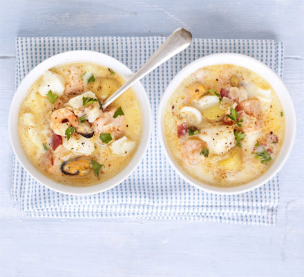 Simple seafood chowder