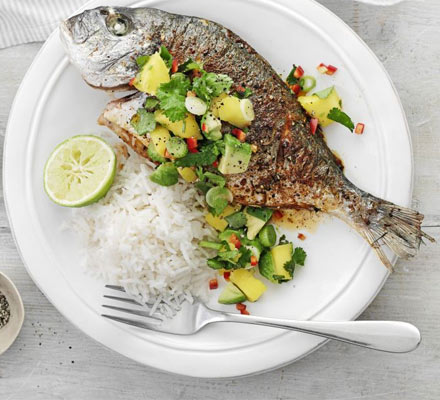 Fish with chilli, mango & lime salsa