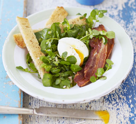 Soft-boiled egg, bacon & watercress salad
