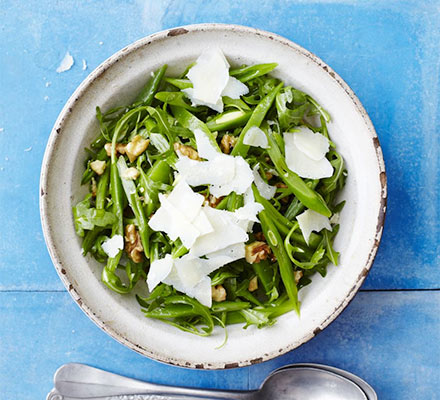 Runner beans with rocket & Parmesan