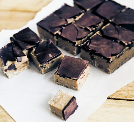 Salted caramel slices