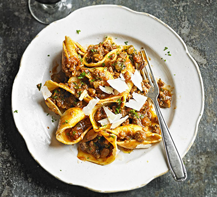 Italian sausage & chestnut pasta