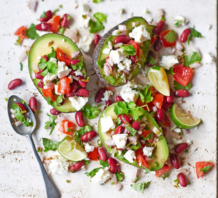 Stuffed avocado with spicy beans & feta