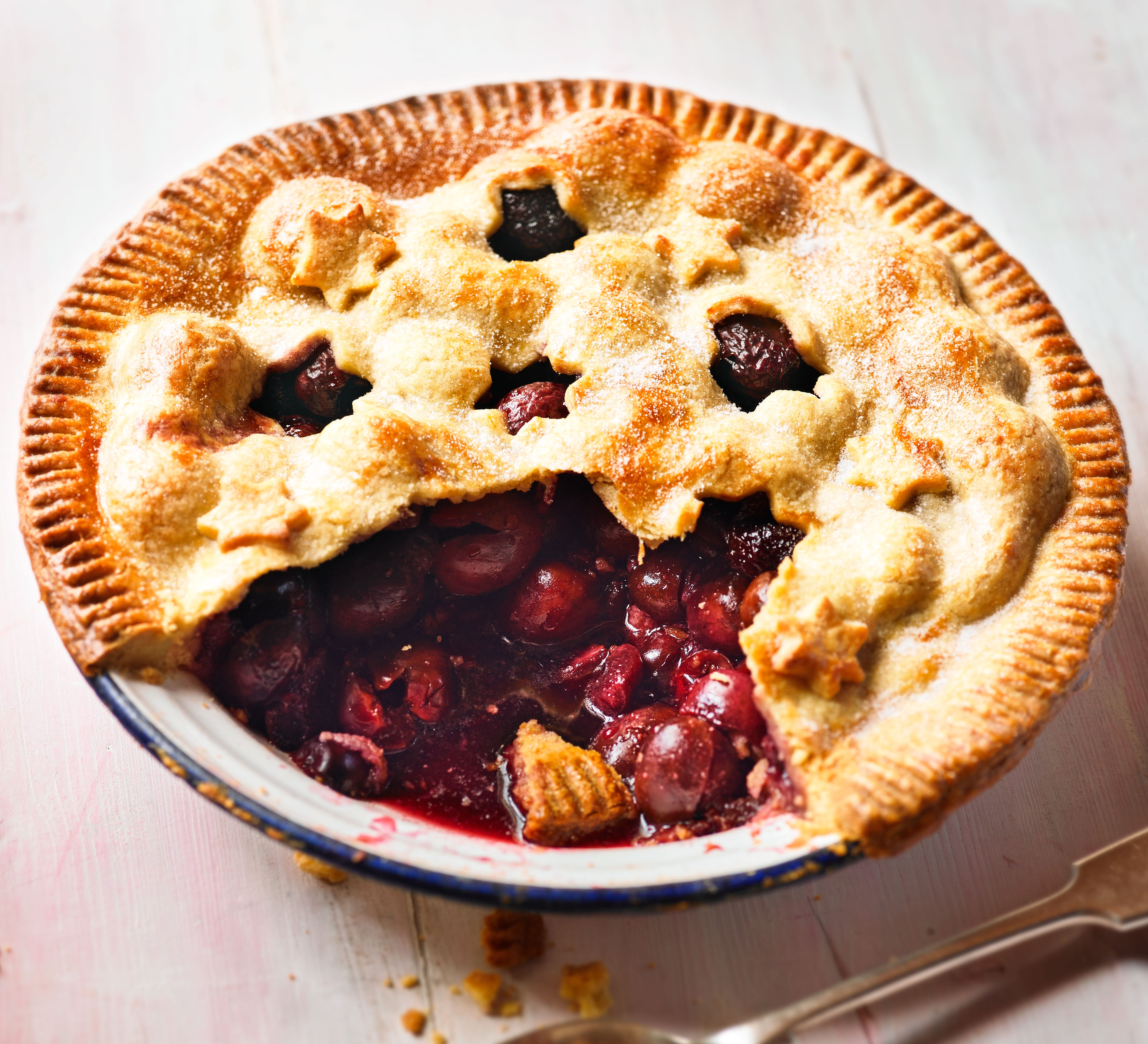 Vanilla cherry pie