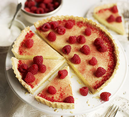 White chocolate & cardamom tart with raspberry dust