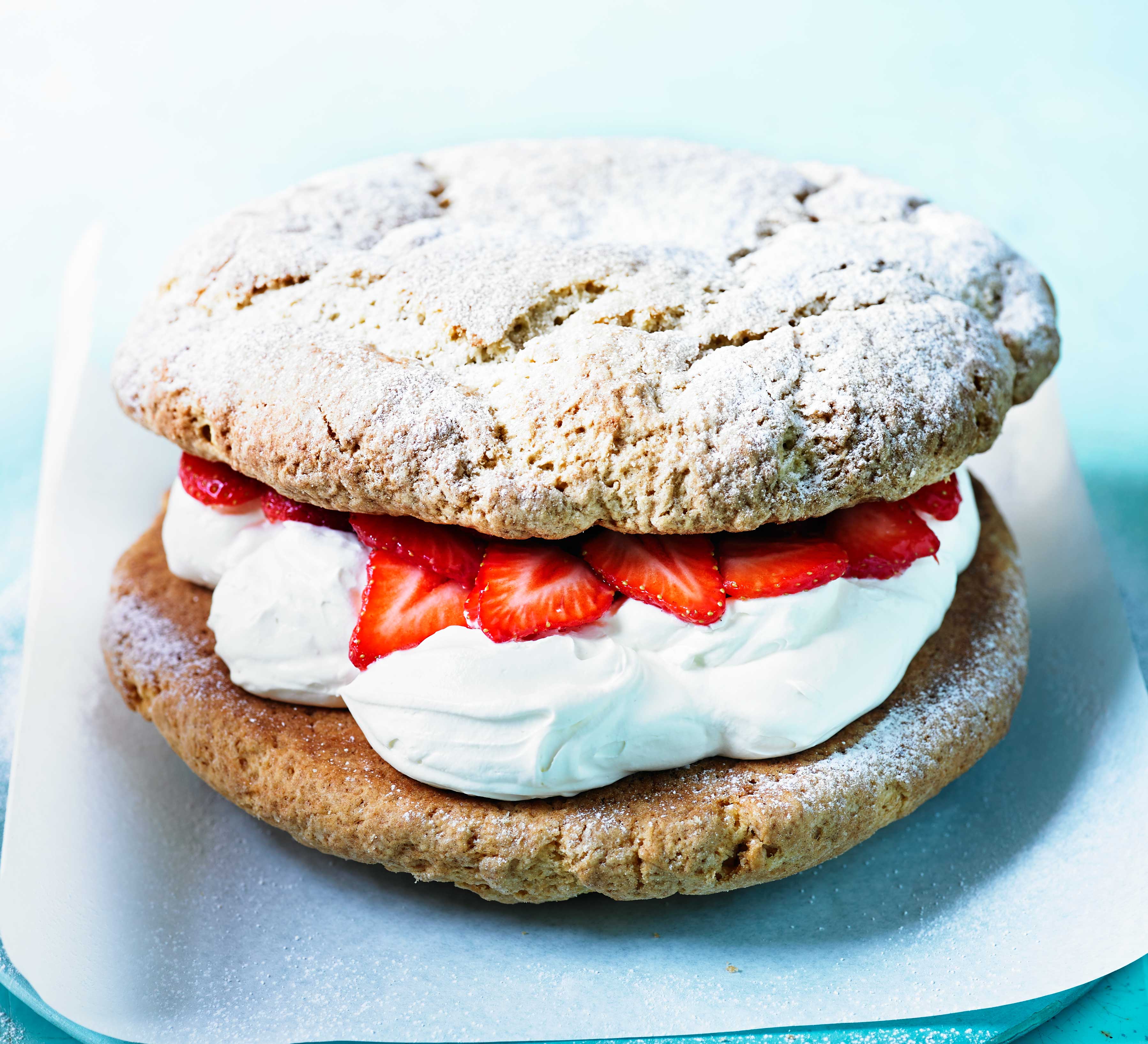 Giant scone cake