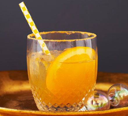 Winter whiskey sour