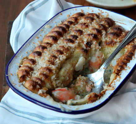 Fish and seafood pie to share