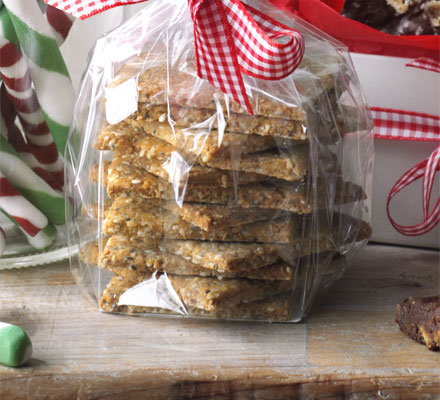 Christmas cracker and biscuit recipes