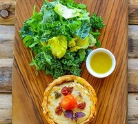 We love this new healthy fast food delivery service