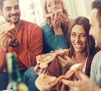 Stop everything – you can now order AED 10 pizza in Dubai via Facebook