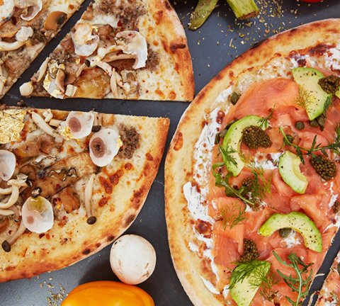 Free pool access when you enjoy lunch at Cleo’s Table this summer