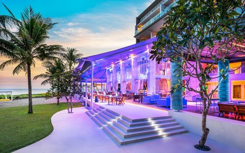 Seaside dining at the W Bali – Seminyak