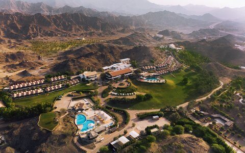 This mountainous escape has your festive celebrations covered