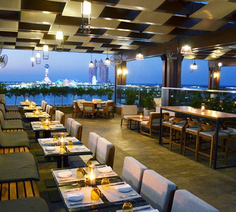 This gorgeous Abu Dhabi lounge is the perfect spot for a sunset dinner