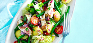 Niçoise chicken salad