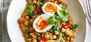 Curried spinach, eggs & chickpeas
