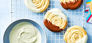 Double-dipped shortbread cookies