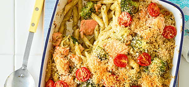 Pesto salmon pasta bake