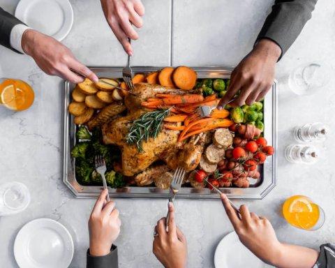 Join in the fun with Mövenpick Hotel Apartments Downtown Dubai