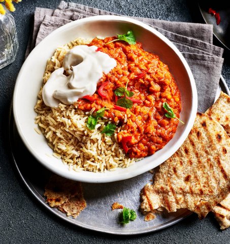 Marks & Spencer expands organic food range