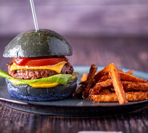 Amazon-inspired café launches in Motor City