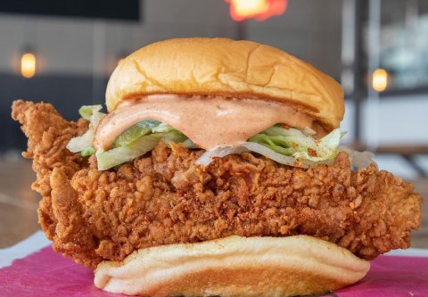 Where to order the best fried chicken in Dubai with talabat