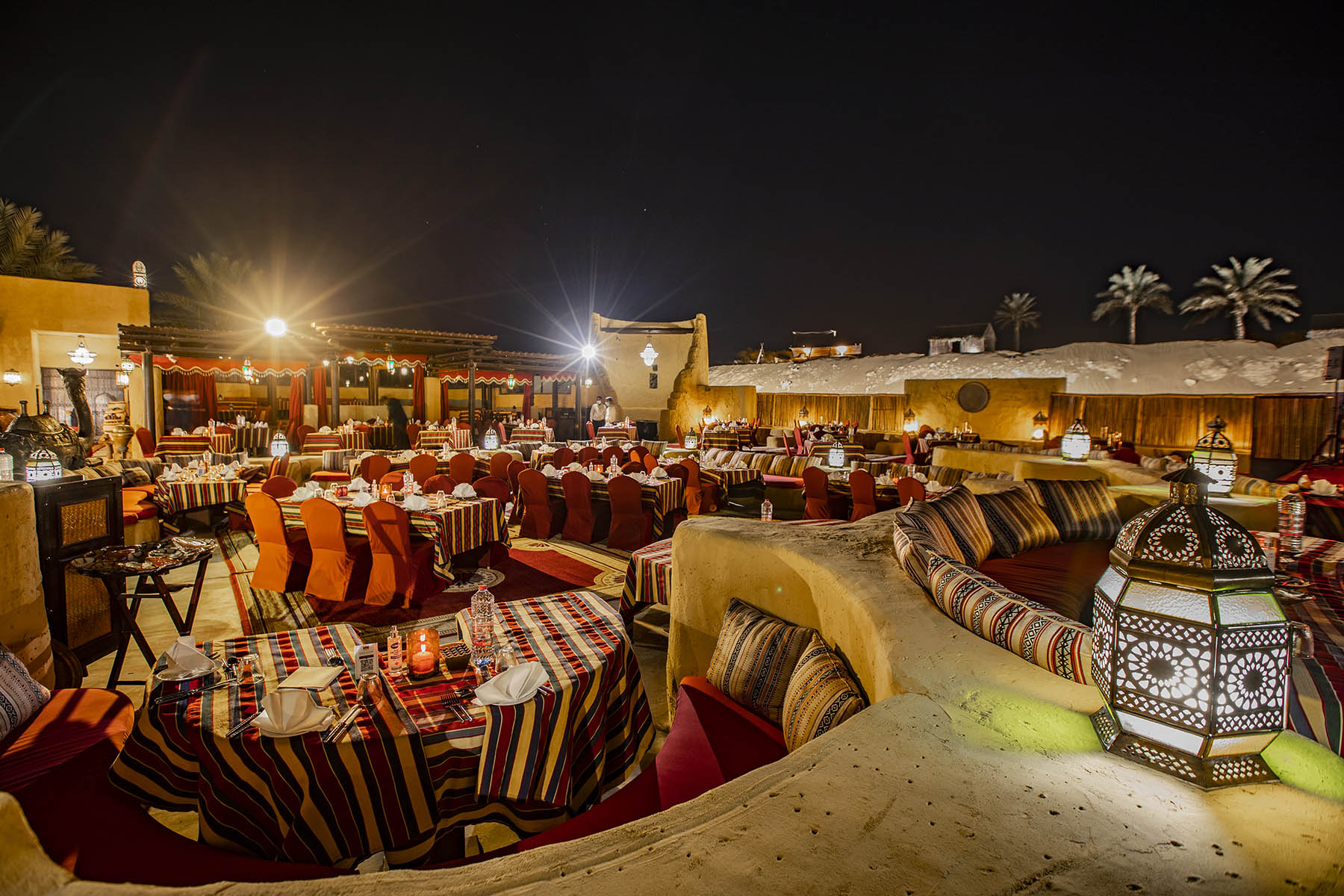 Al Hadheerah, Bab Al Shams