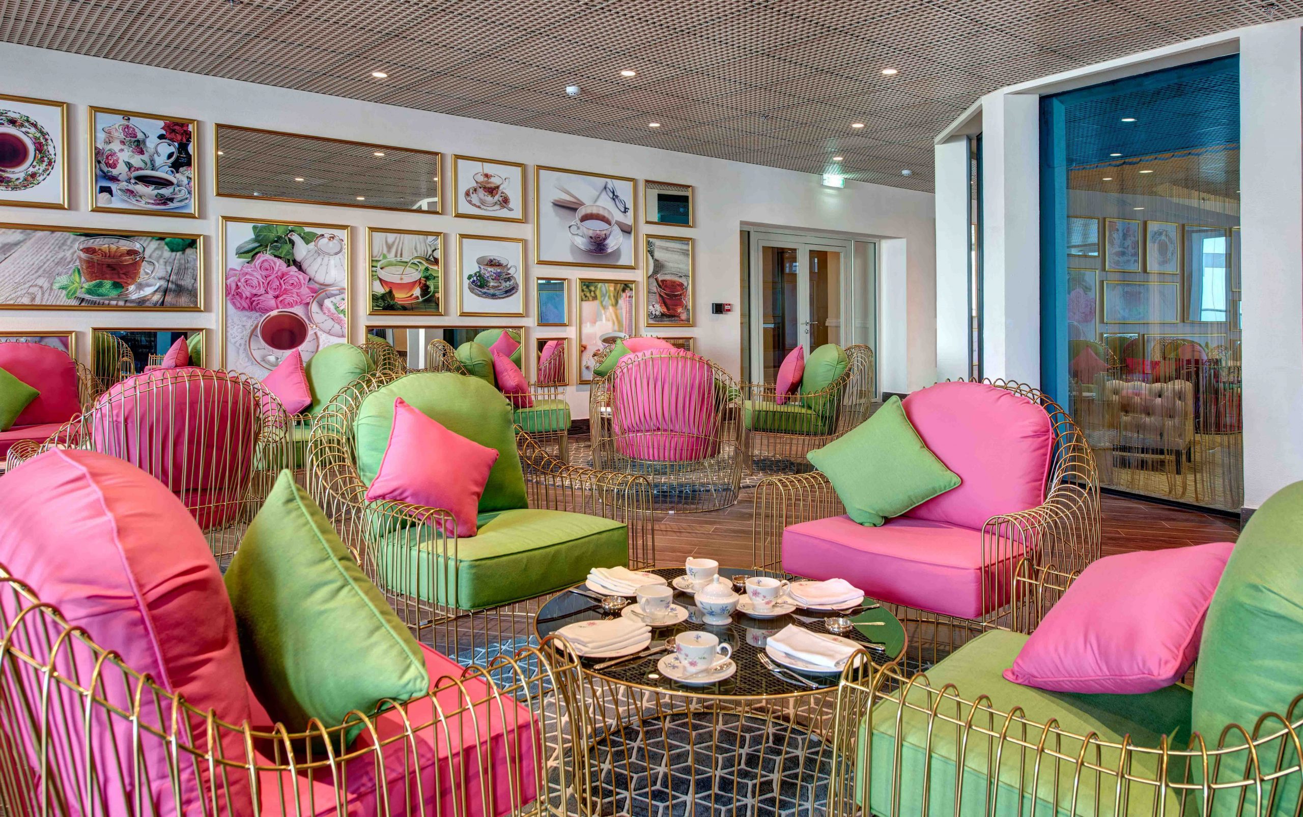 Champagne and Tea Lounge, Dukes The Palm a Royal Hideaway Hotel