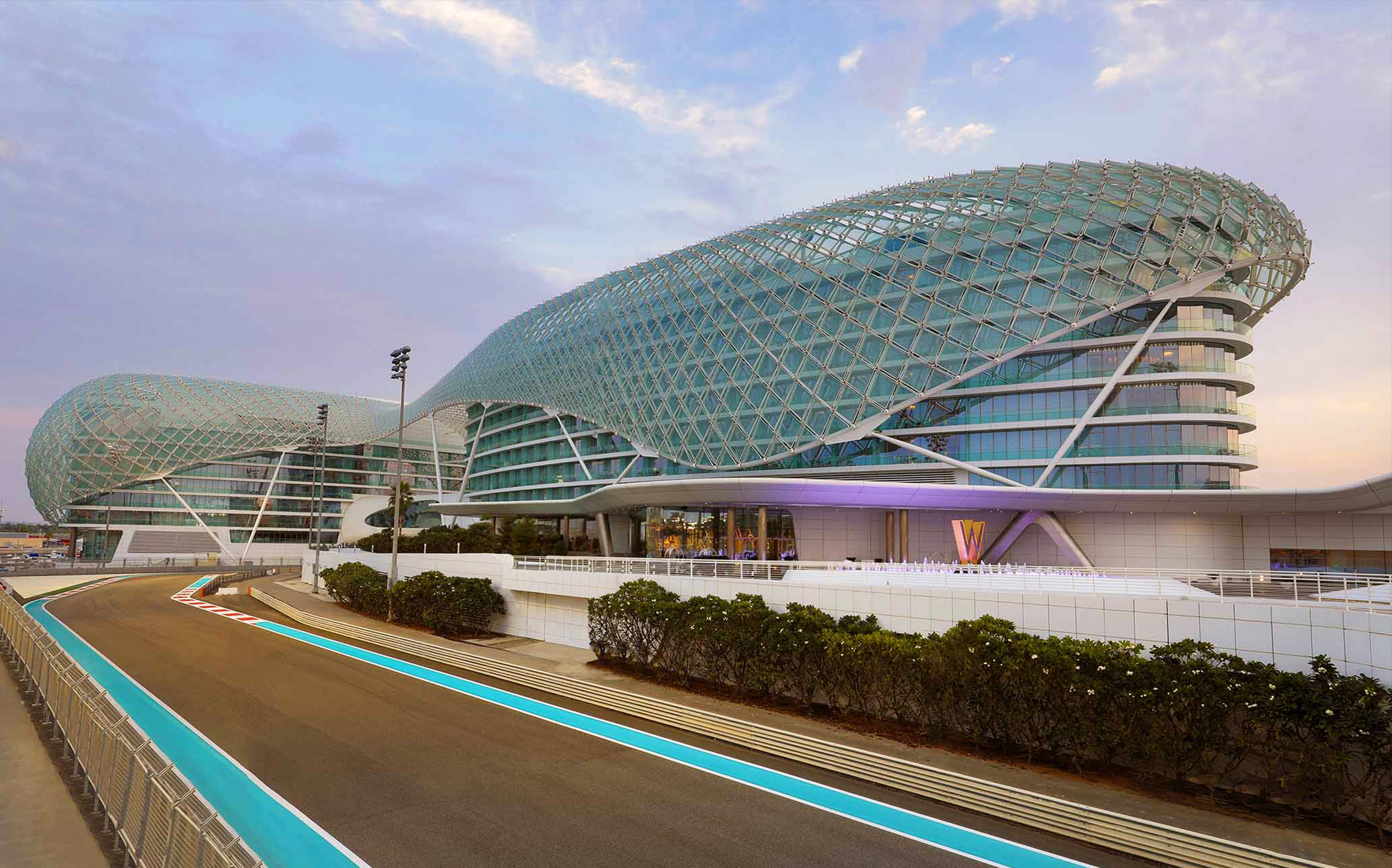 W Abu Dhabi – Yas Island