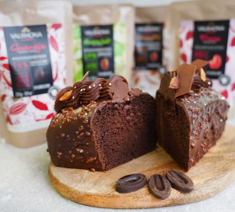 Bake a Gourmet Chocolate Cake with Chef ME at Home