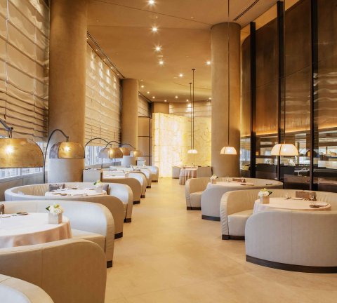 World-renowned Dutch pastry Chef to unveil new dessert at Armani/Ristorante