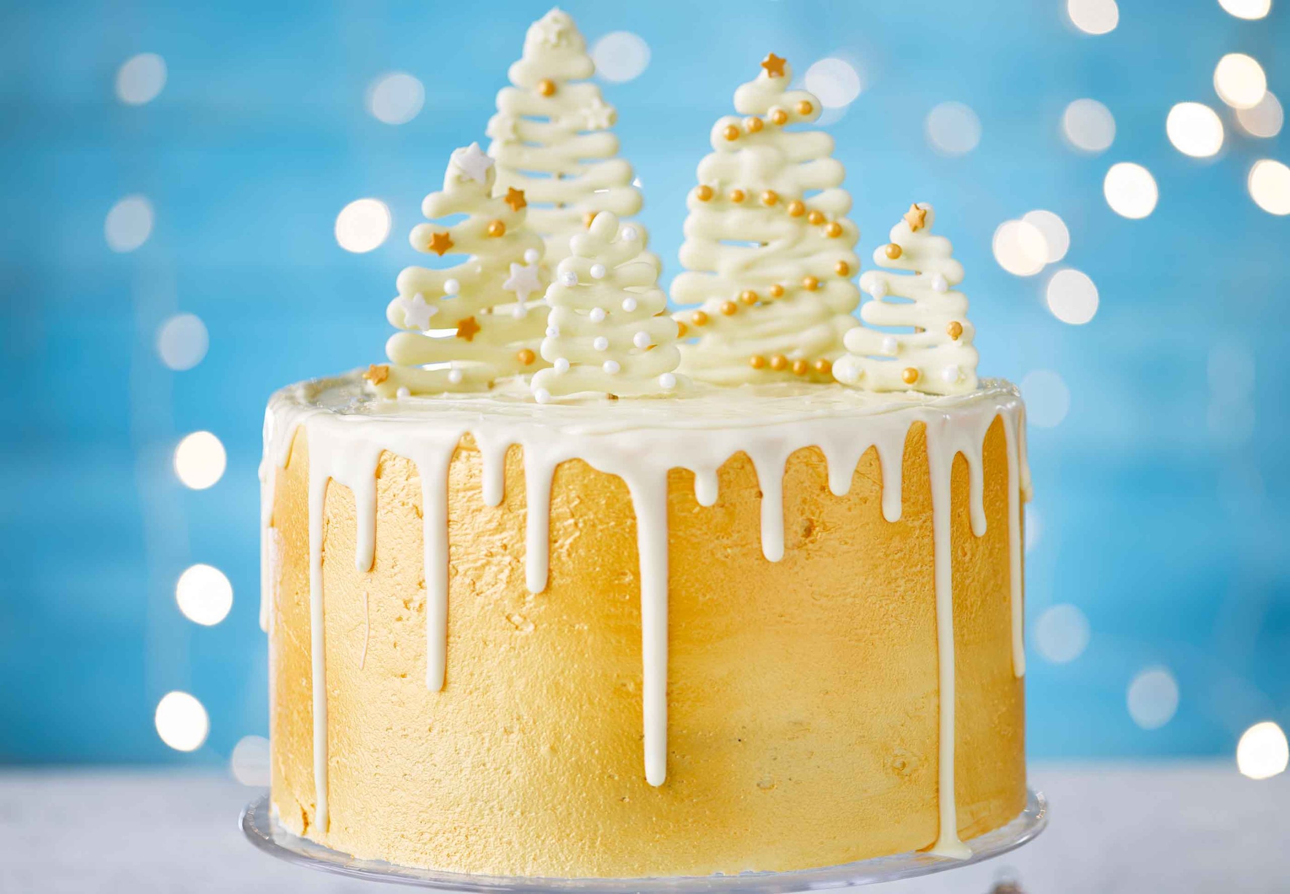 Pure gold Christmas drip cake