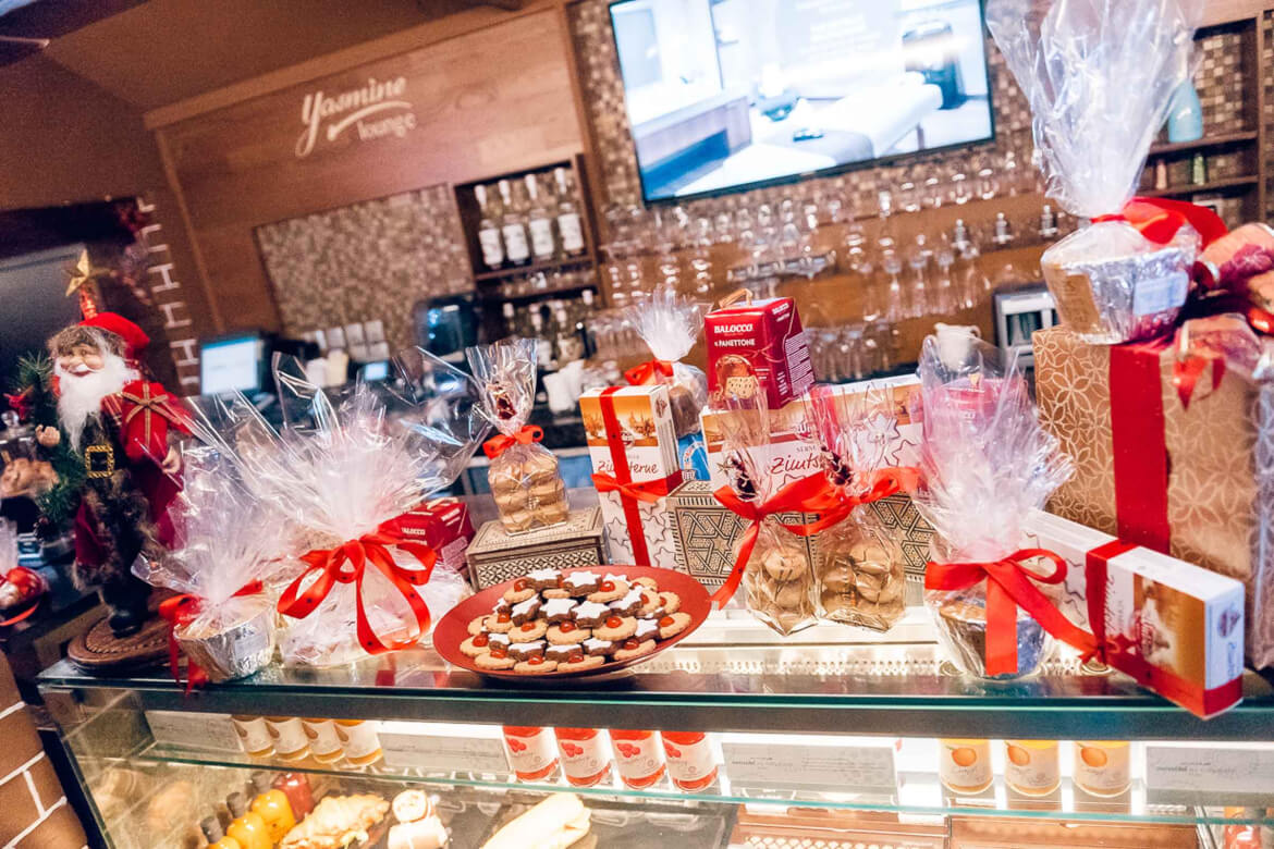 Festive Confectionery Pop-up at Yasmine Lounge