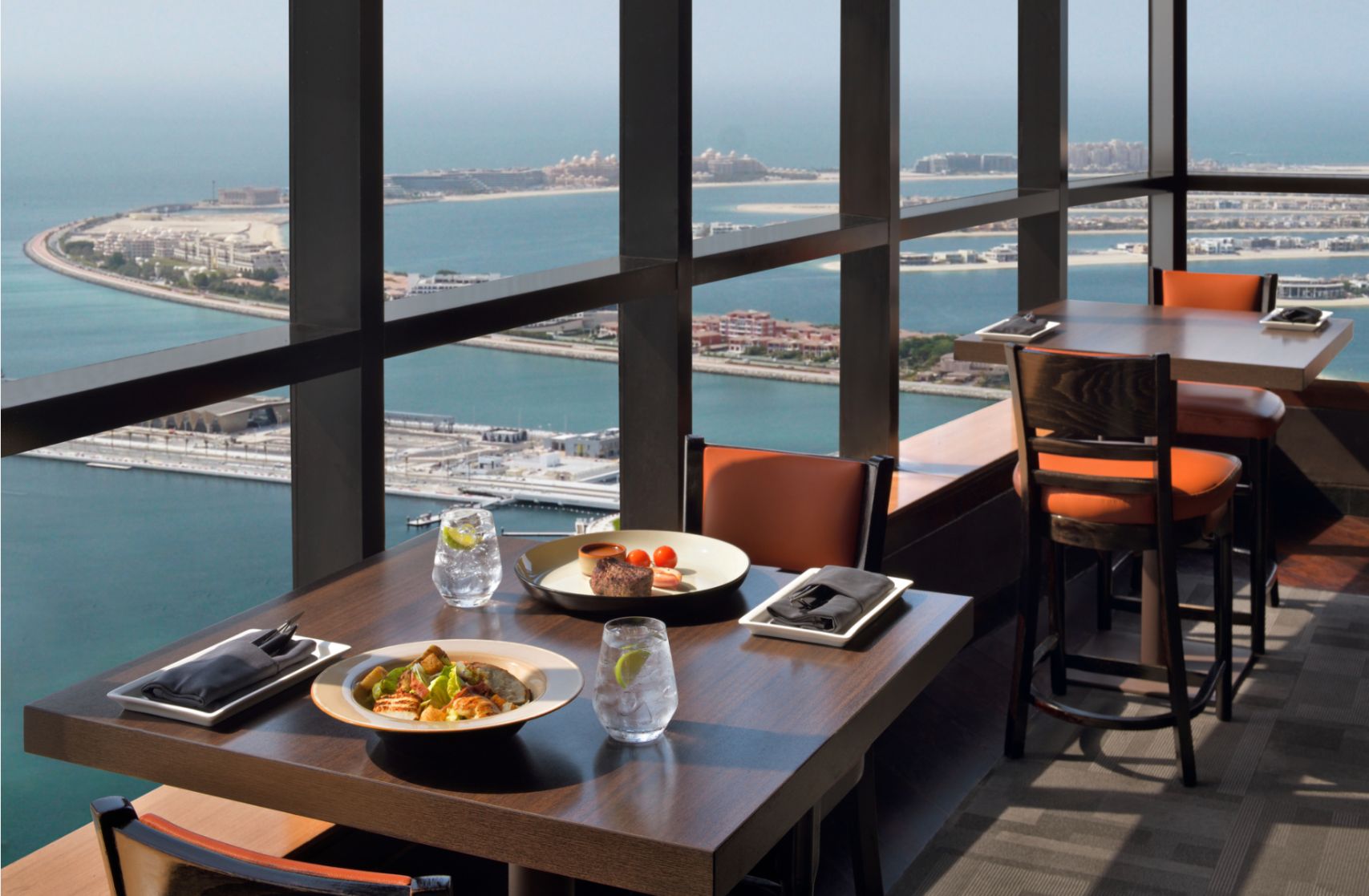 Observatory Bar & Grill, Dubai Marriott Harbour Hotel
