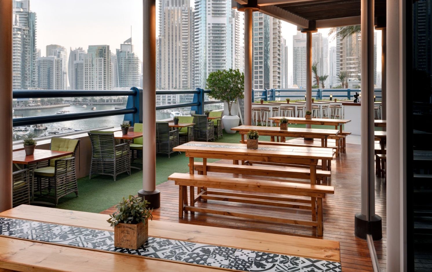 The Croft, Dubai Marriott Harbour Hotel & Suites