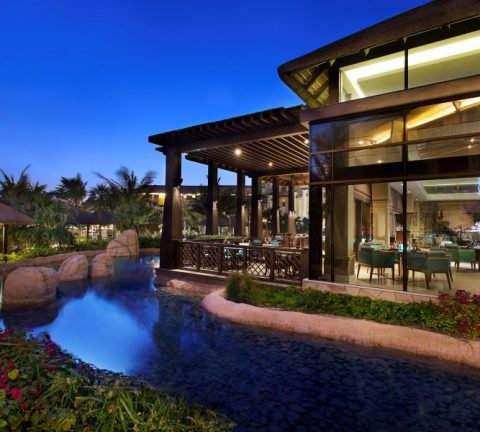 Discover the new sizzling summer offers at Sofitel Dubai The Palm