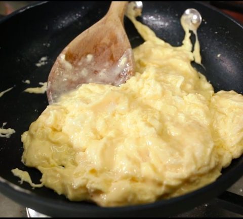 How to make the perfect Scrambled eggs