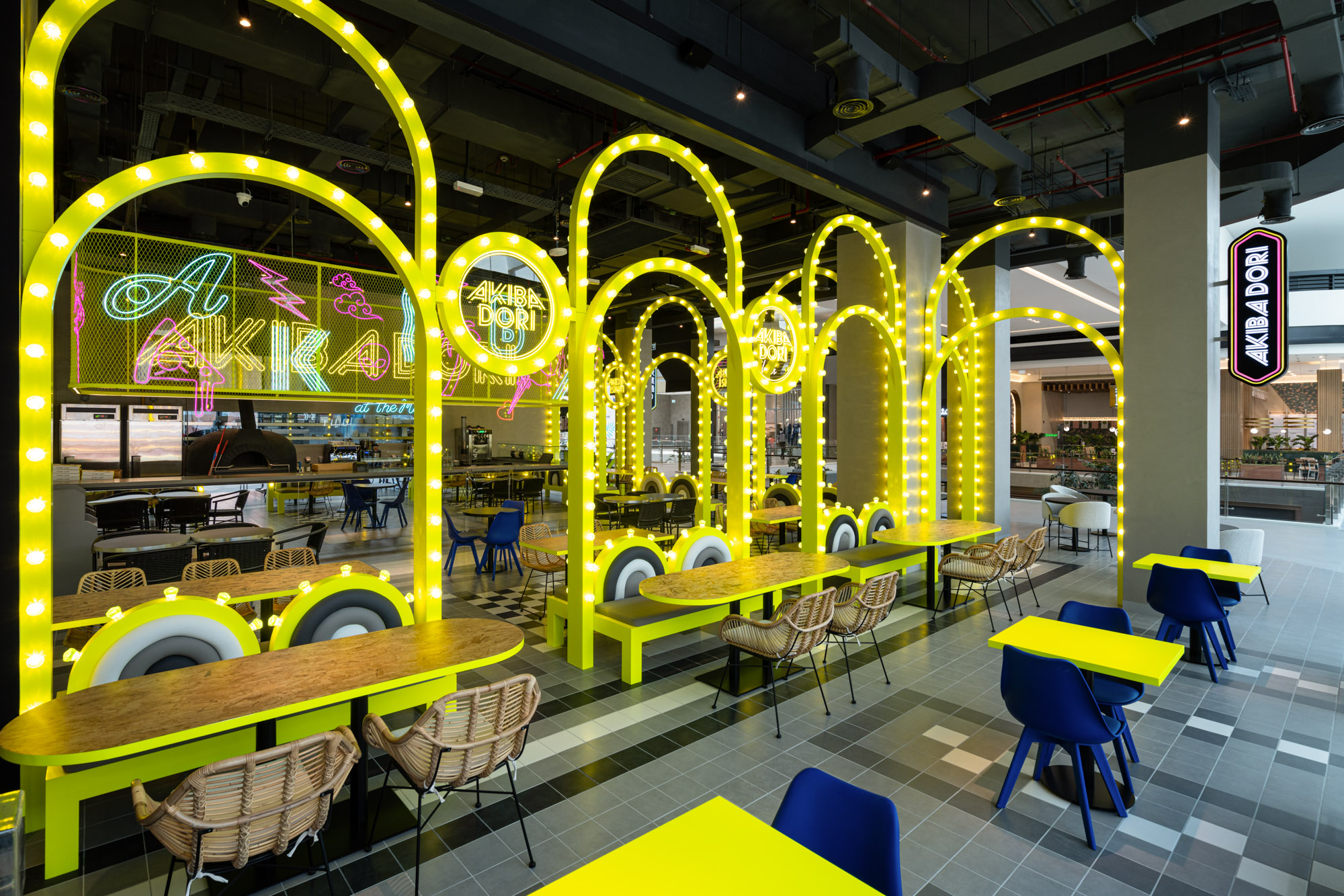 Cafés and restaurants in Dubai Hills Mall to visit