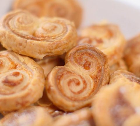 How to make and shape Palmier biscuits