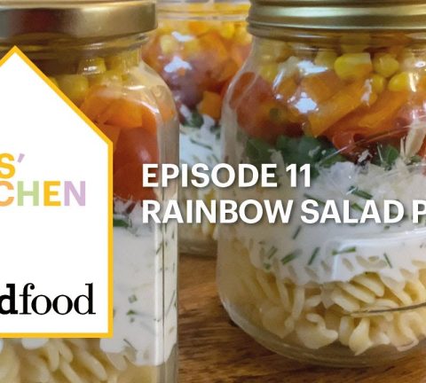 How to make Rainbow salad pots